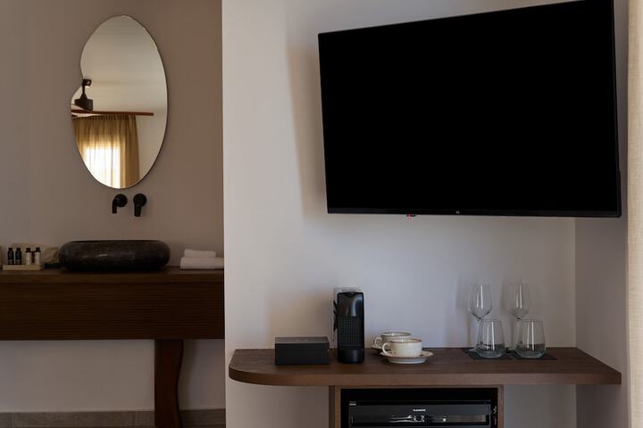 Room 52 of 135