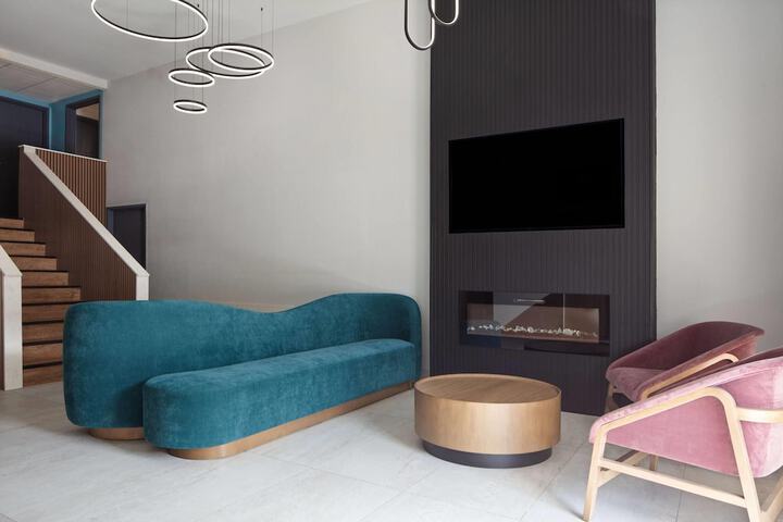 Hotel Interior 4 of 61