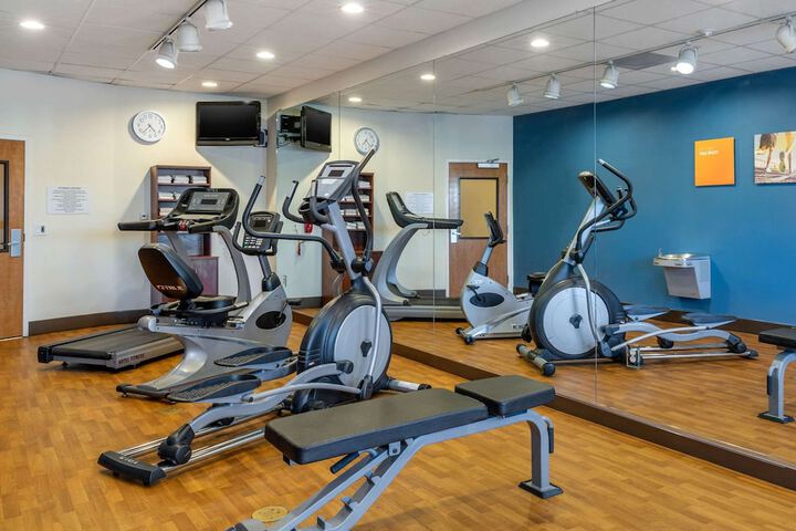 Hotel Gym Photos