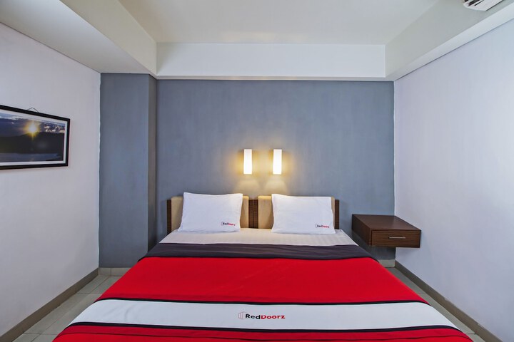 Room 18 of 22
