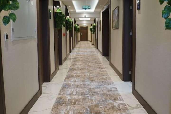 Ballroom/Hall 7 of 7