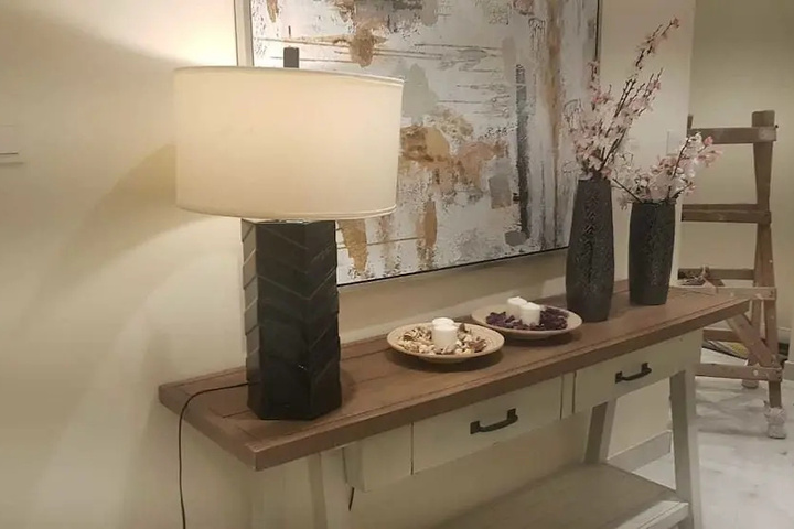 Room 5 of 10