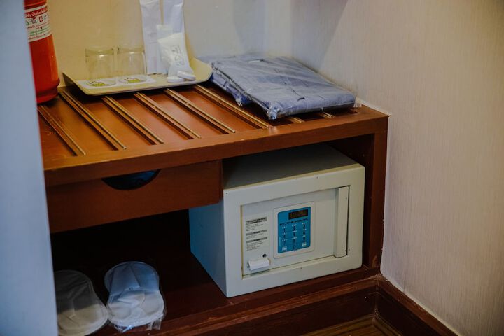 Room amenity
