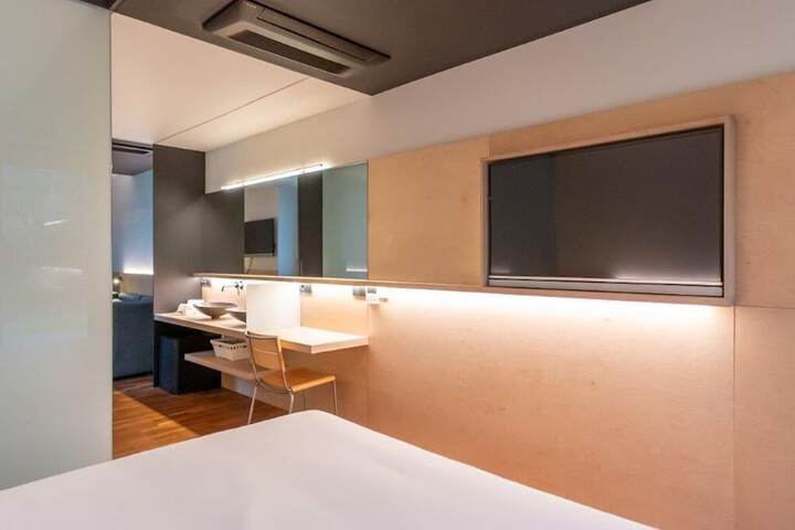 Room 14 of 46