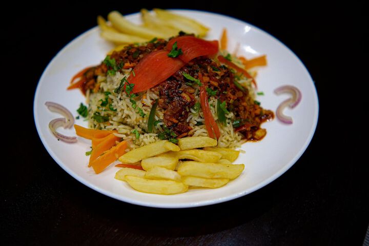 Dining 42 of 54