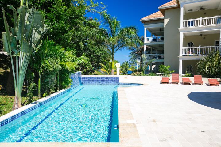 Pool 9 of 26
