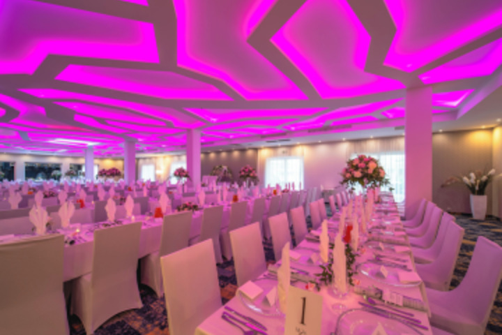 Wedding/Banquet 30 of 58