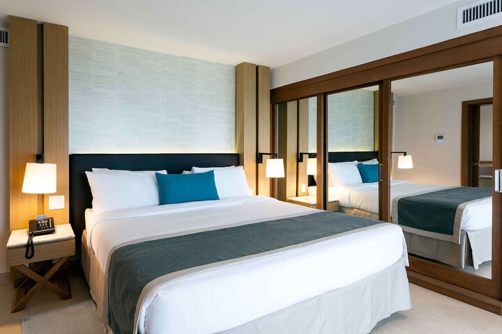 Room 20 of 178