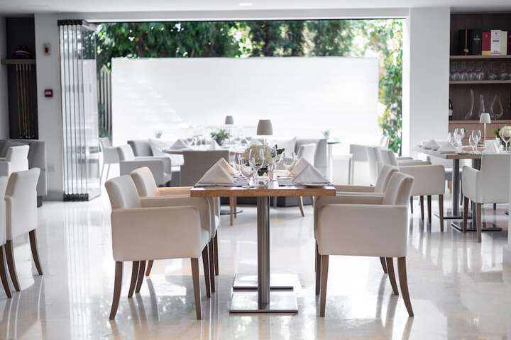 Dining 102 of 138