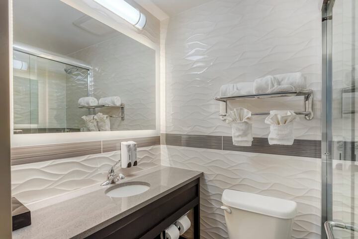 Bathroom amenities