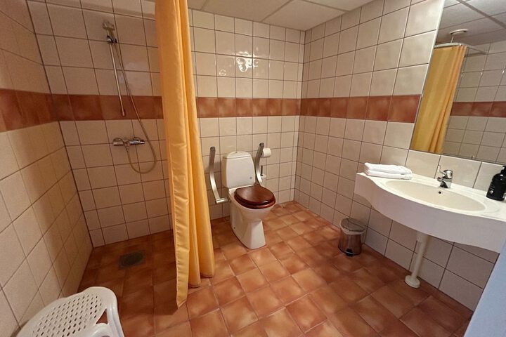 Room 29 of 46