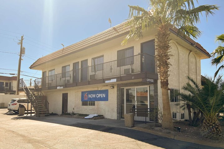 Exterior of Motel 6 Henderson NV