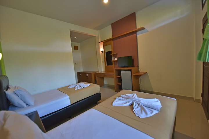 Room 26 of 73