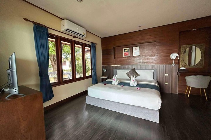 Room 19 of 293