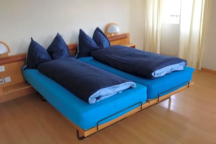 Room 3 of 22