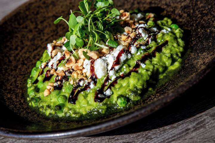 Dining 97 of 256