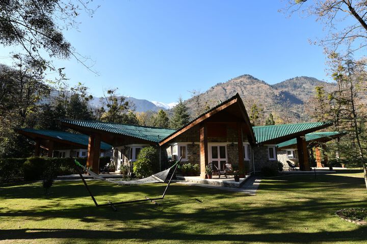 Hotel Exterior 136 of 166