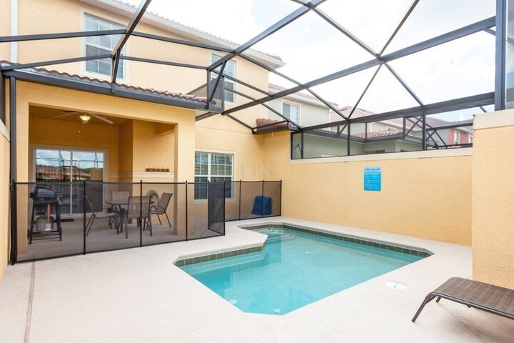 Pool 15 of 31