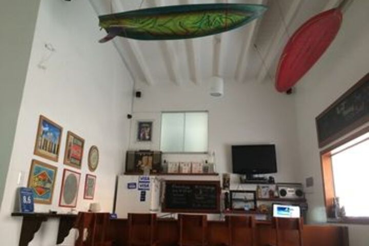 Lounge 52 of 83