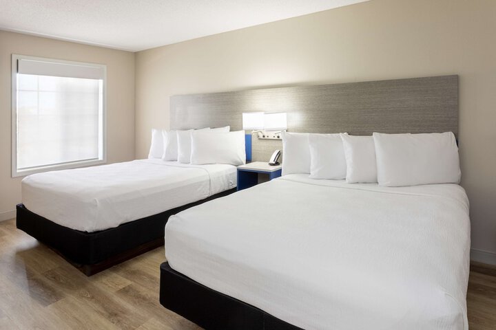 Suite Queen Size Bed (6 of 10)