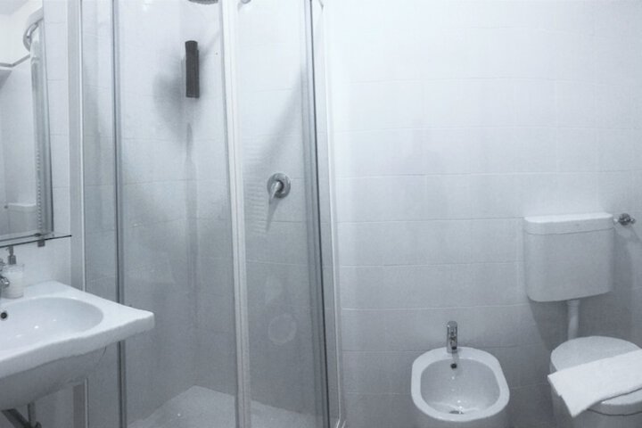 Room 20 of 44