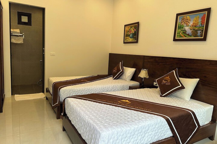 Room 5 of 27