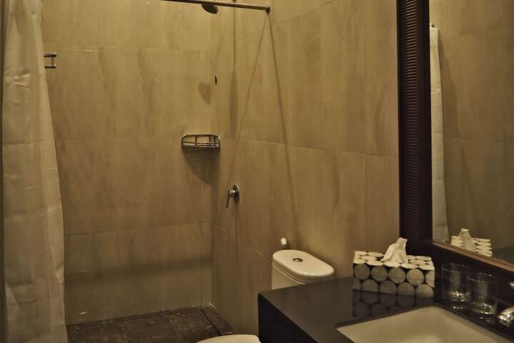 Room 29 of 67