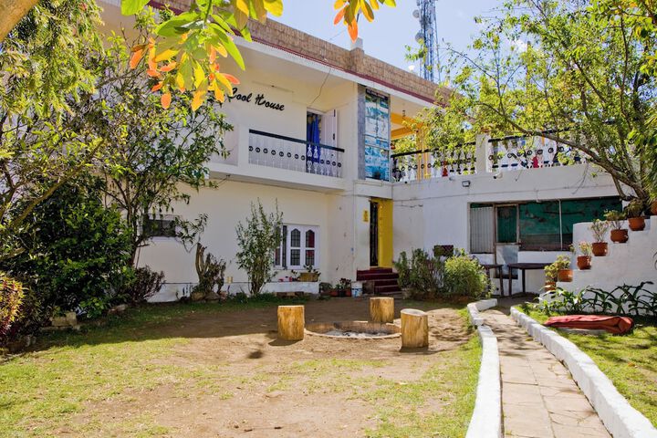 Hotel Exterior 21 of 26