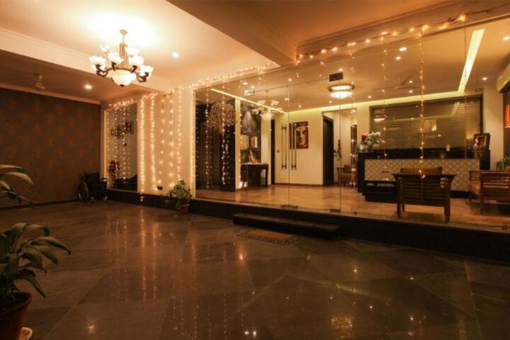 Anand Bhawan by Treebo Hotels