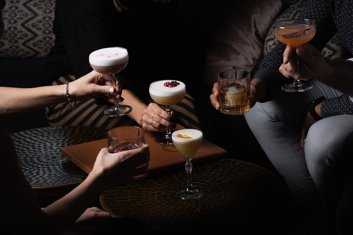 Lounge 94 of 124