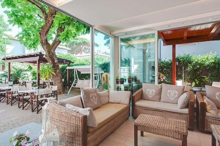 Terrace/Patio 58 of 61