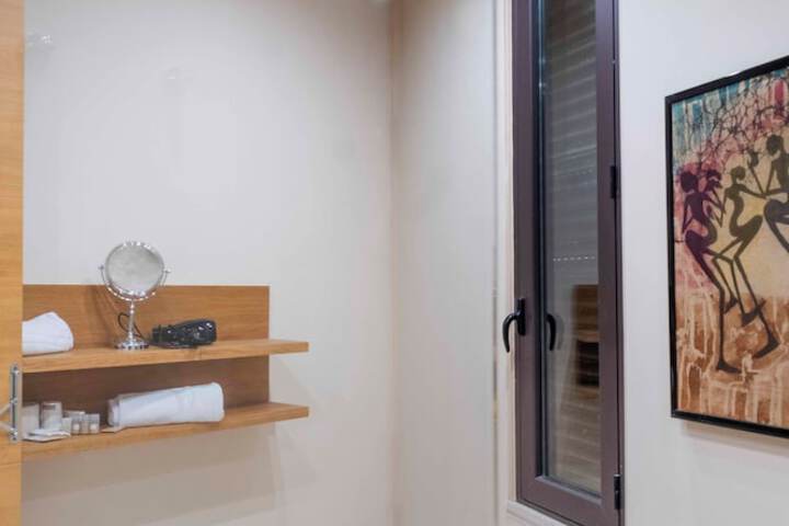 Room 196 of 212