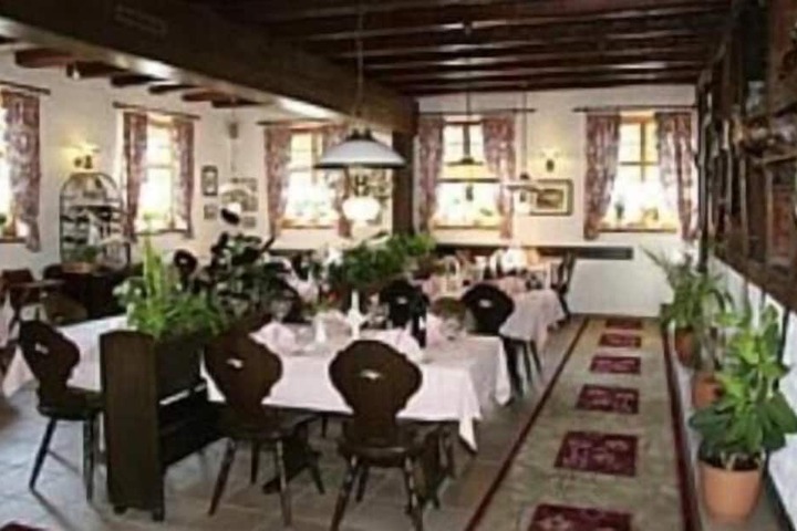 Dining Photos