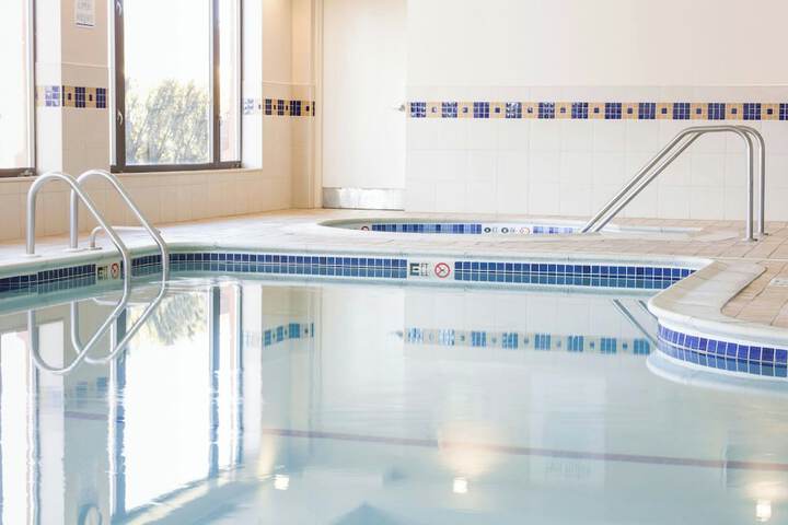 Pools & Facilities