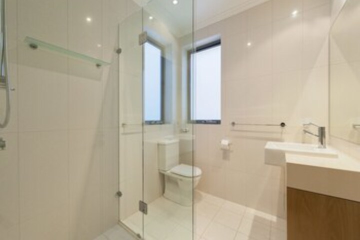 Room 2 of 22