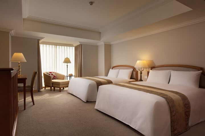 Room 20 of 42