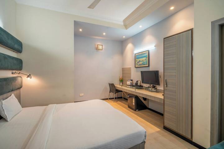 Room 17 of 167