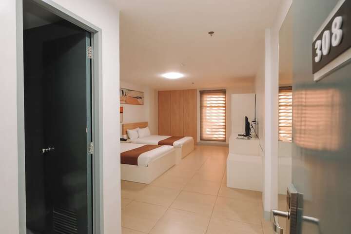 Room 15 of 27
