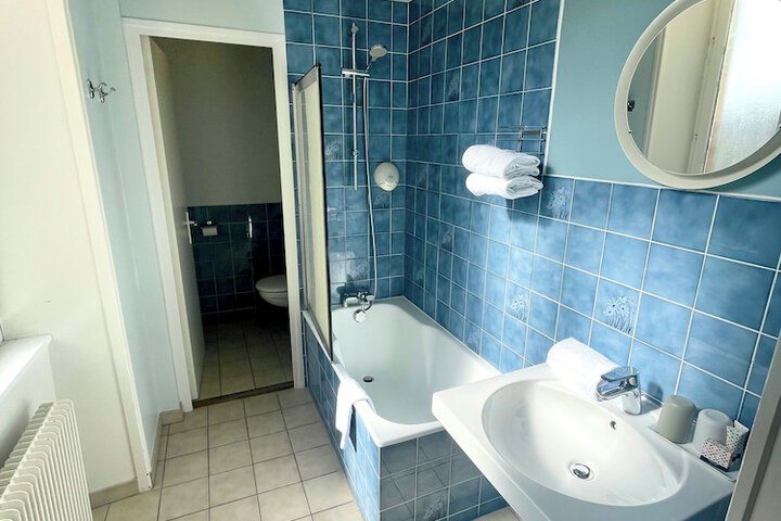 Bath Interior