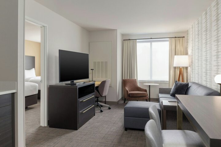 Room 13 of 48