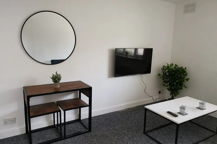 Room 3 of 7