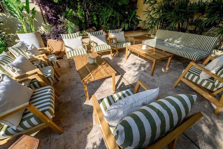 Sundeck 40 of 41