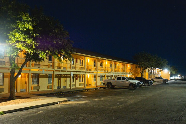 Hotel 35 of 38