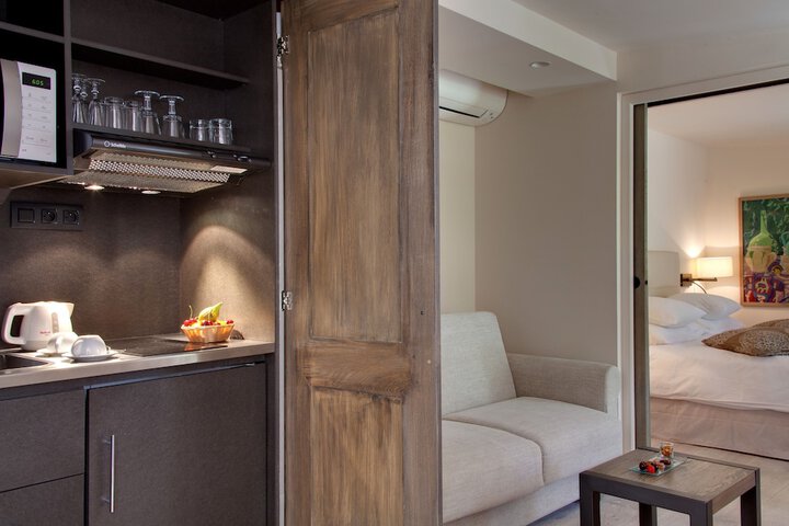 Private kitchenette