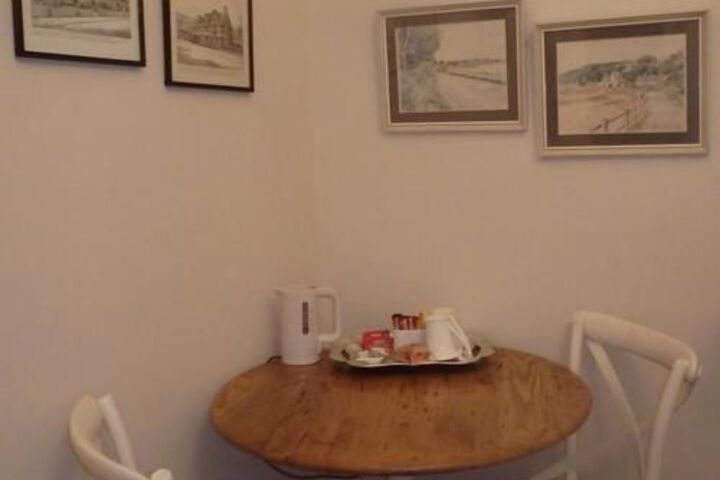 Room 42 of 47