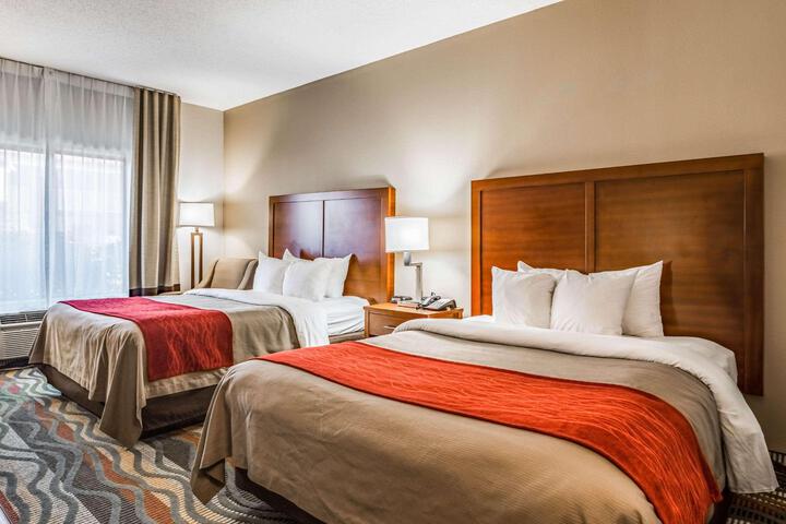2 Queen Beds (4 of 11)