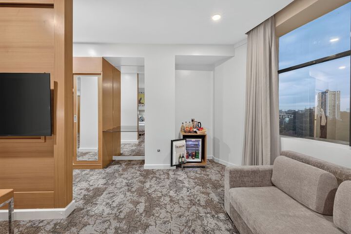 Room 20 of 149
