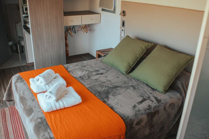Room 6 of 43