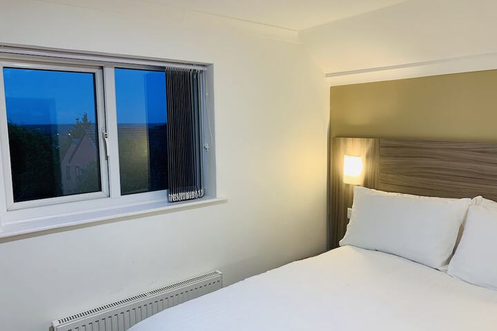 Room 22 of 31