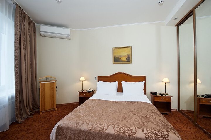 Room 14 of 78